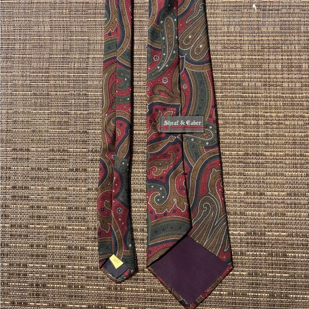 Vtg Paisley Silk Tie USA vintage